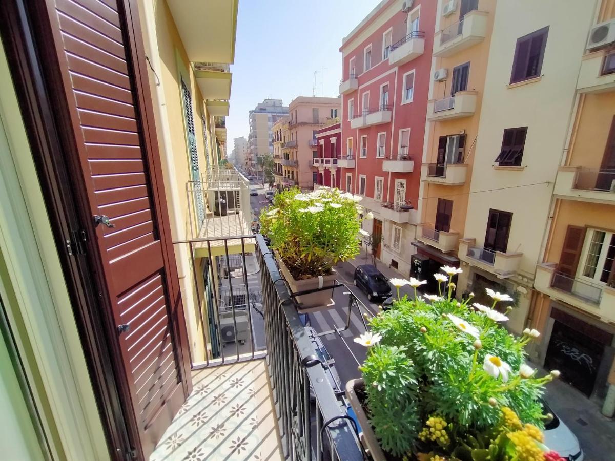 Sonnino Suite Jacuzzi Apartment Bari Exterior photo